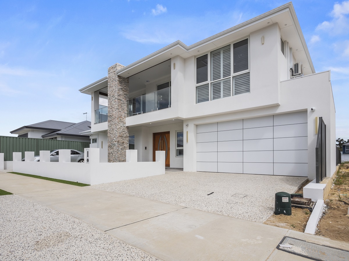 double-storey custom homes