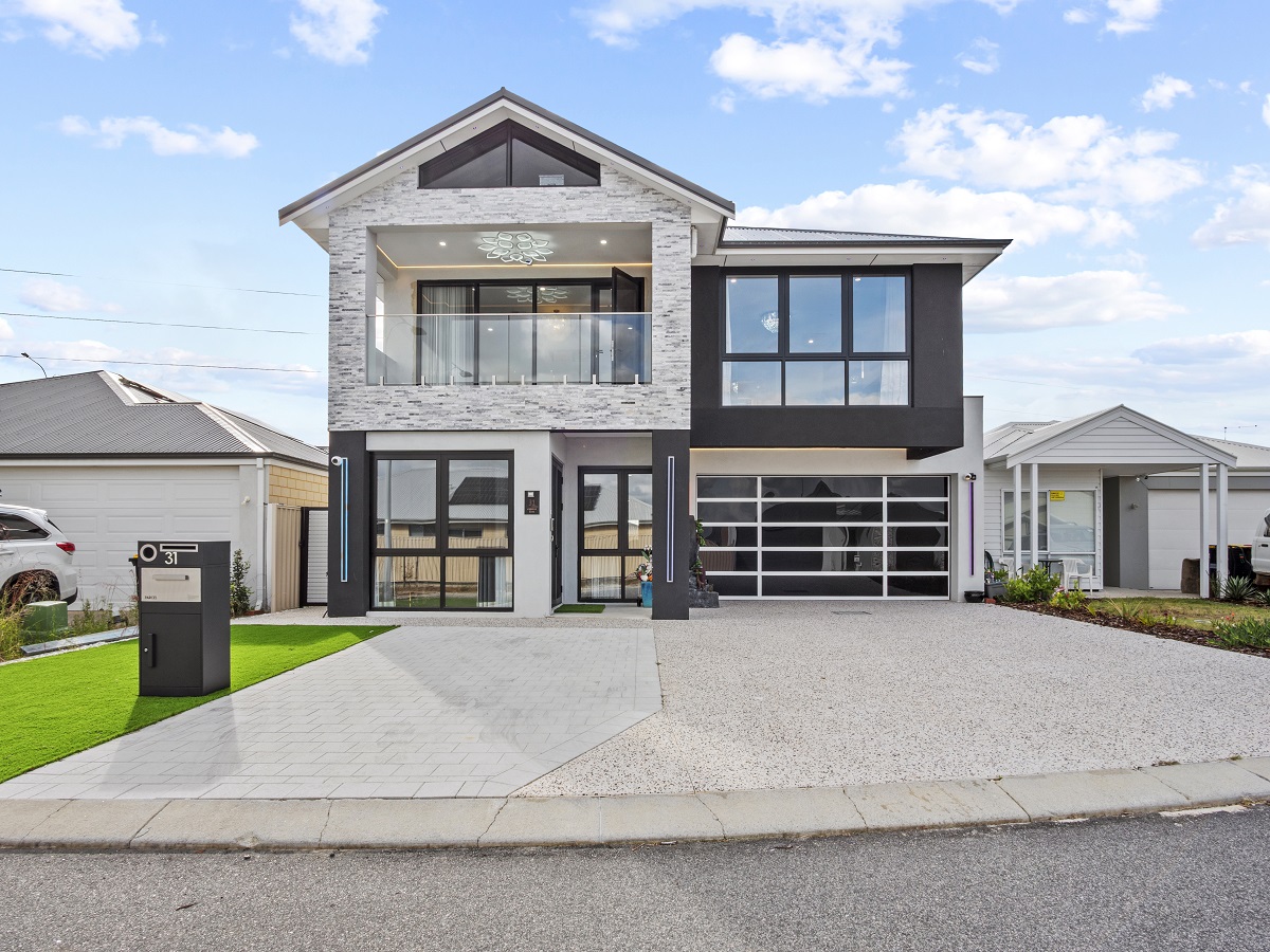 luxury two-storey home builder